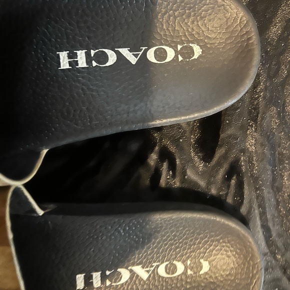 Coach Slides - Picture 2 of 3